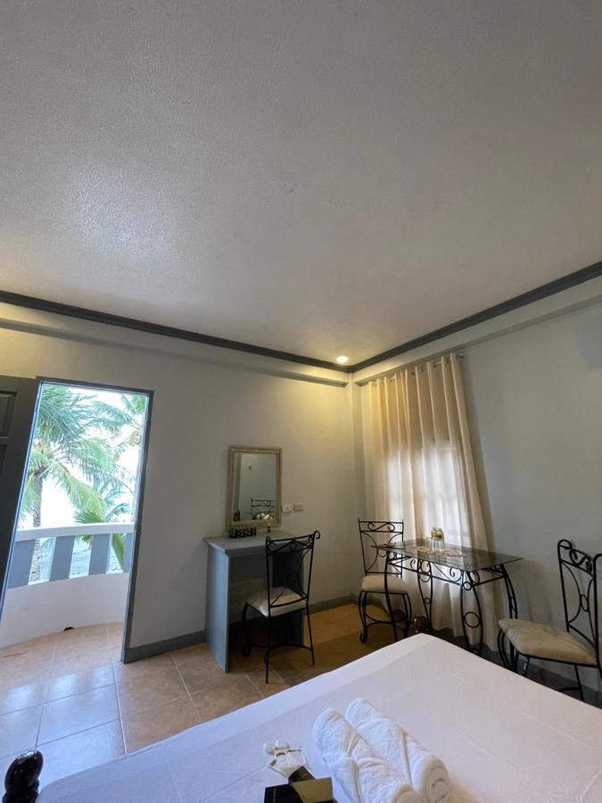 La Playita Hotel Lalawigan Exterior photo