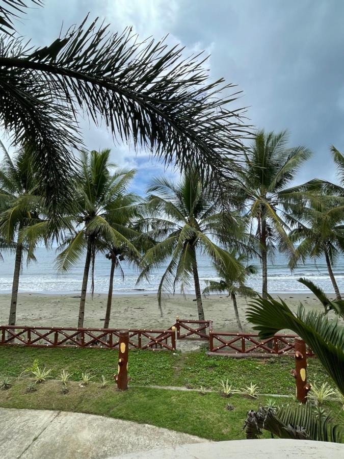 La Playita Hotel Lalawigan Exterior photo